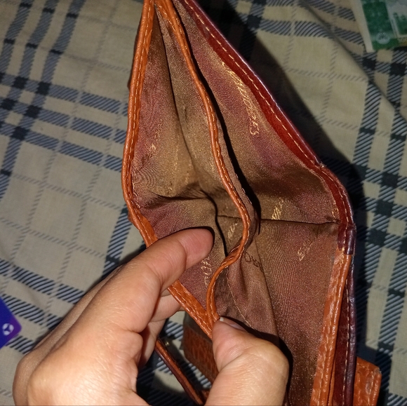 Wallet - Picture 7 of 12